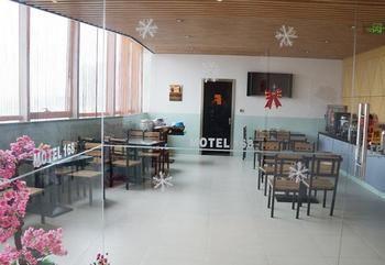 Motel 168 Shanghai Pudong Huinan Metro Station Tesco מראה חיצוני תמונה
